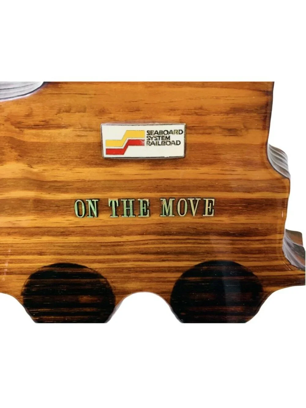 Seaboard System Railroad Locomotive On The Move Wall Clock Works Handcrafted Vtg